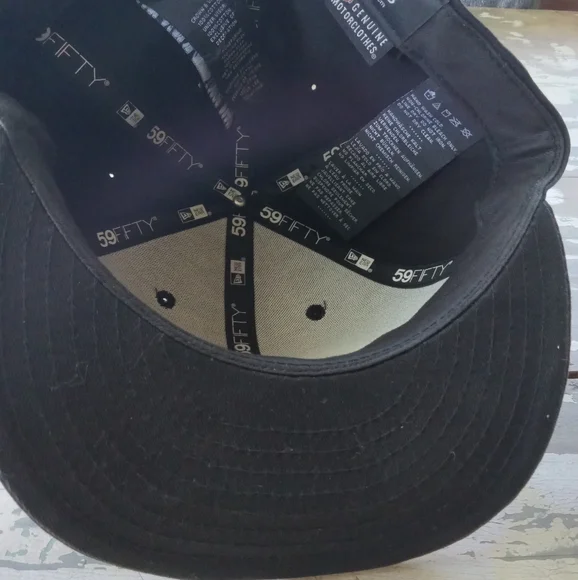 Harley-Davidson Black Cap with Orange Logo - Picture 9 of 9